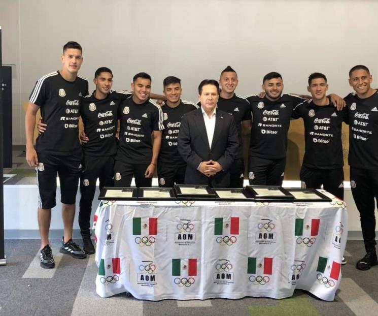 Reconoce FMF a los olímpicos de Rayados