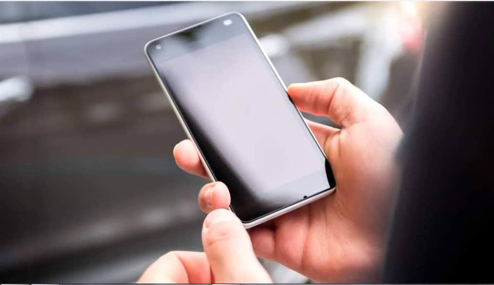 Xiaomi lanzará su primer teléfono con cámaras Leica