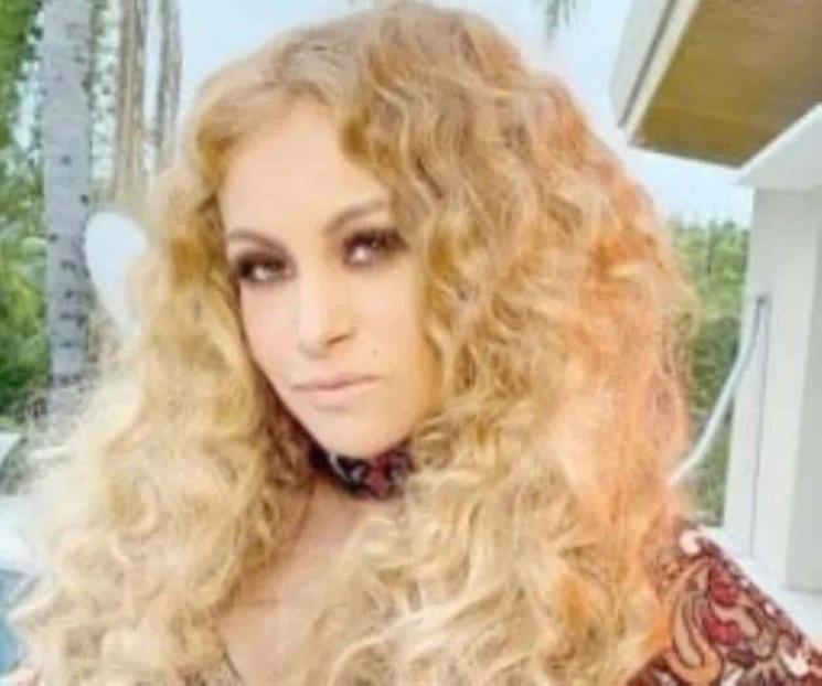 Paulina Rubio acusa a guardia de tocarla indebidamente