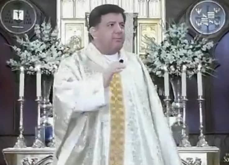 Se burla sacerdote por eliminación de Tigres