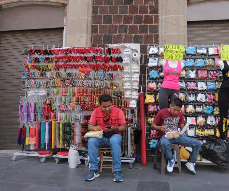 Suman 31 millones de personas ocupados de manera informal