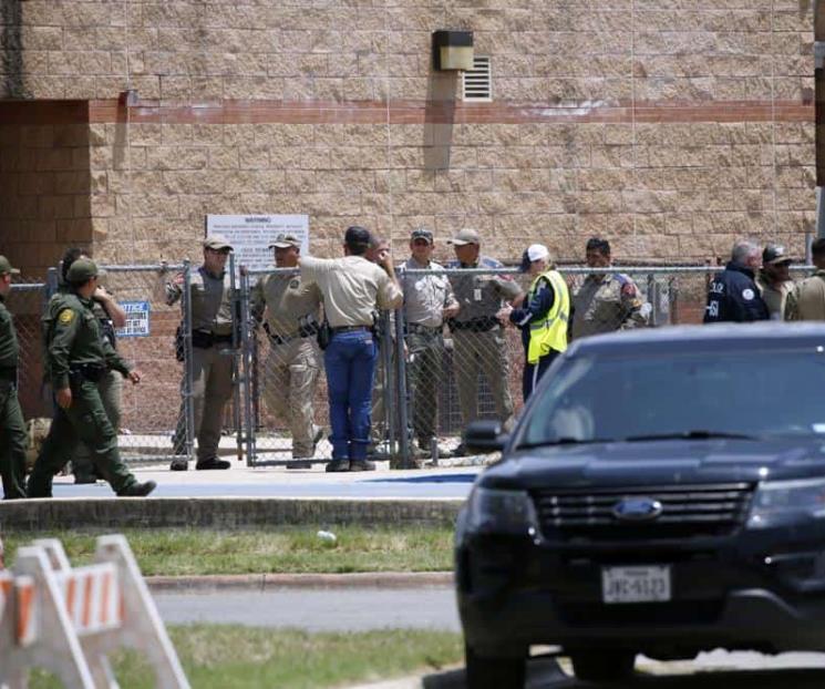 Deja tiroteo en escuela primaria 15 muertos