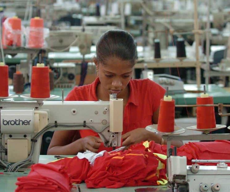 Denuncian explotación laboral en industria de la moda