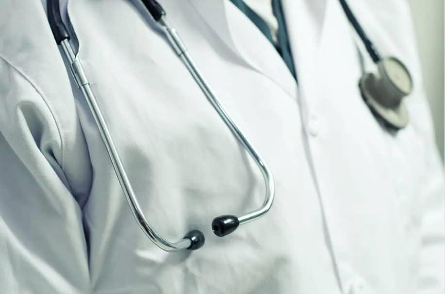 Señalan déficit de oncólogos pediatras