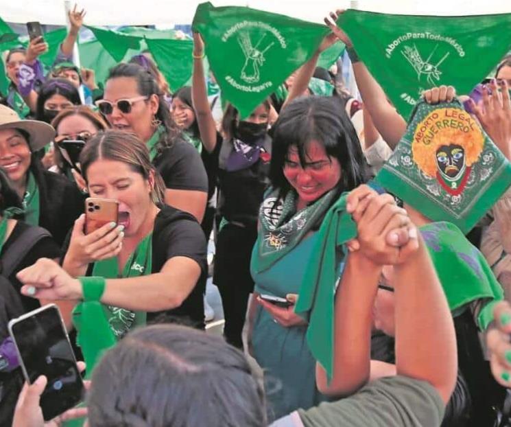 Avala SCJN aborto en caso de violación