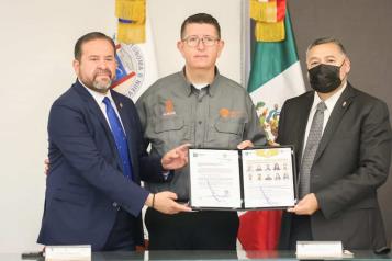 Reacredita Protección Civil a la UANL