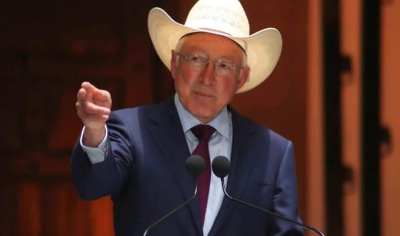 Ruego porque EU prohiba armas: Ken Salazar