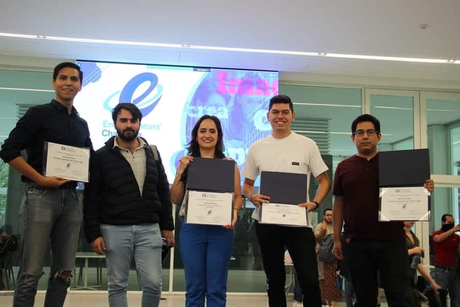 Con medidor para reducir consumo de agua ganan concurso