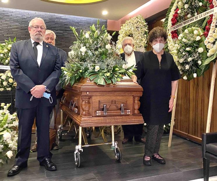 Adiós al poeta que enseñó a ver otros mundos