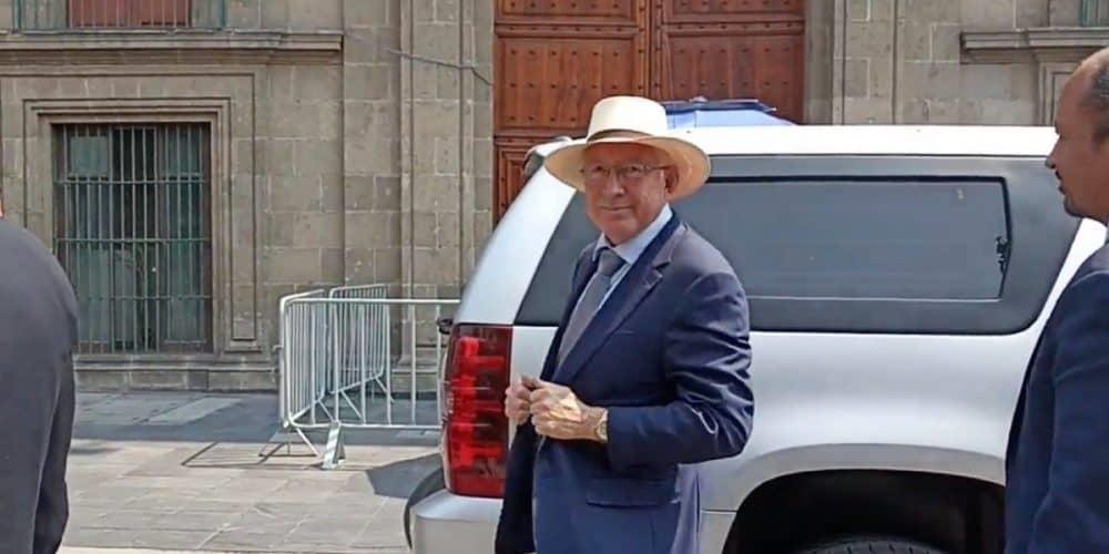AMLO se reúne con Ken Salazar