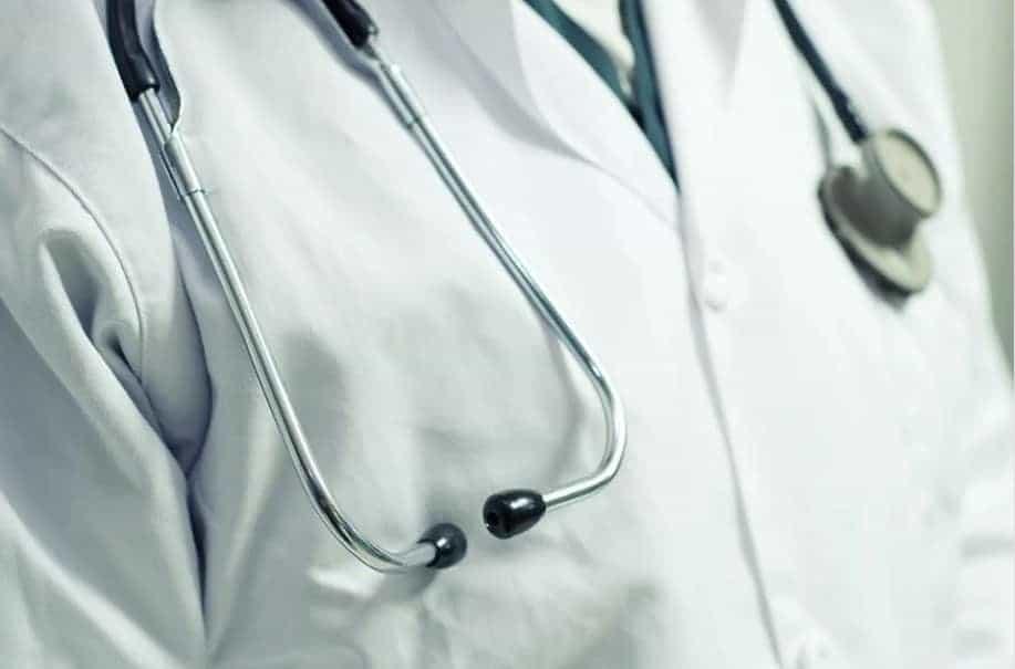 Señalan déficit de oncólogos pediatras