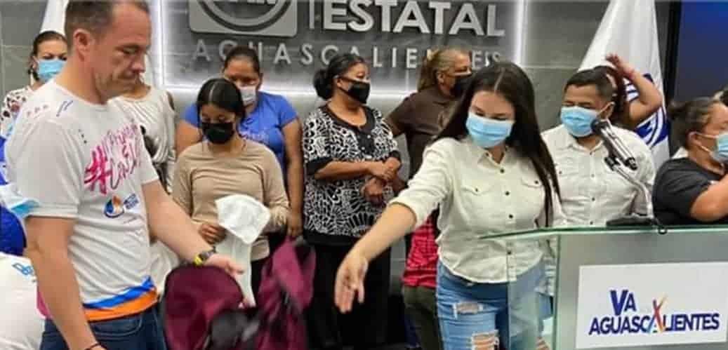 Renuncian 300 activistas de Morena
