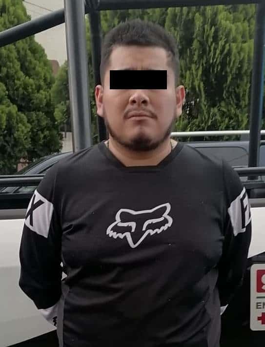 Arrestado tras encontrarle un arma de fuego y marihuana
