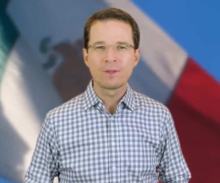 Anaya llama a unidad para rebasar por izquierda y derecha