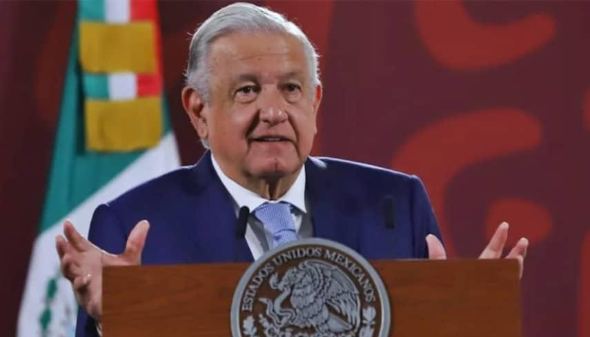 Acusa a opositores de ser alcahuetes de la decadencia