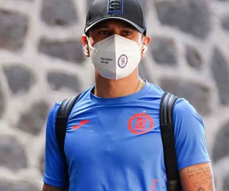 Cata Domínguez, entre contagiados por Covid en el TRI