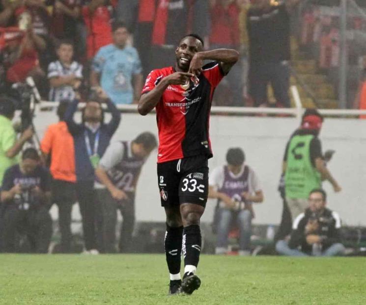 Cerca de Rayados
