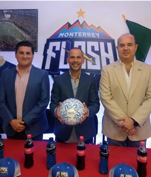 Será Bollella el entrenador del Flash