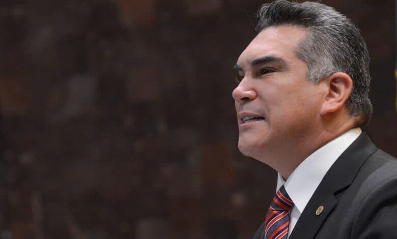  Acusa Moreno al gobierno de amenazarlo