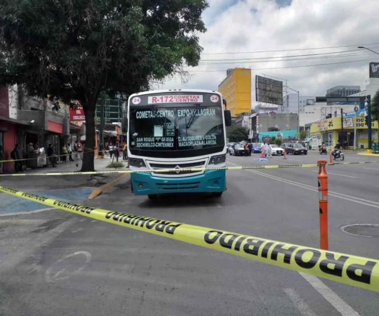 Atropella y mata ruta urbana a peatón