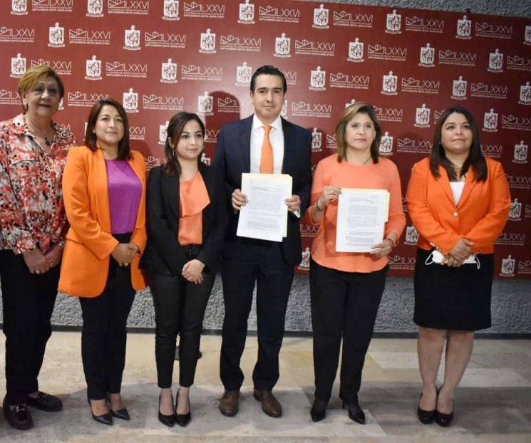 Presenta GLMC denuncia penal por alteración de sellos