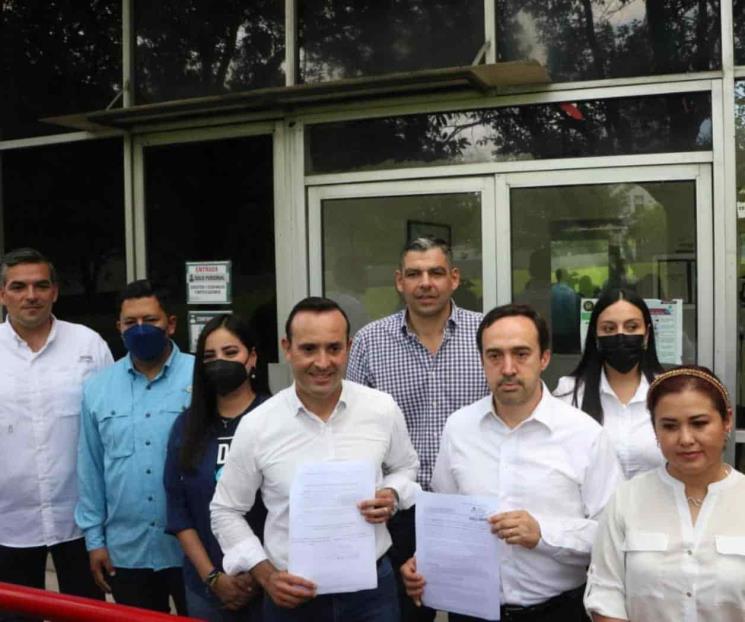 Denuncia PAN chapulineo de alcaldes y diputados