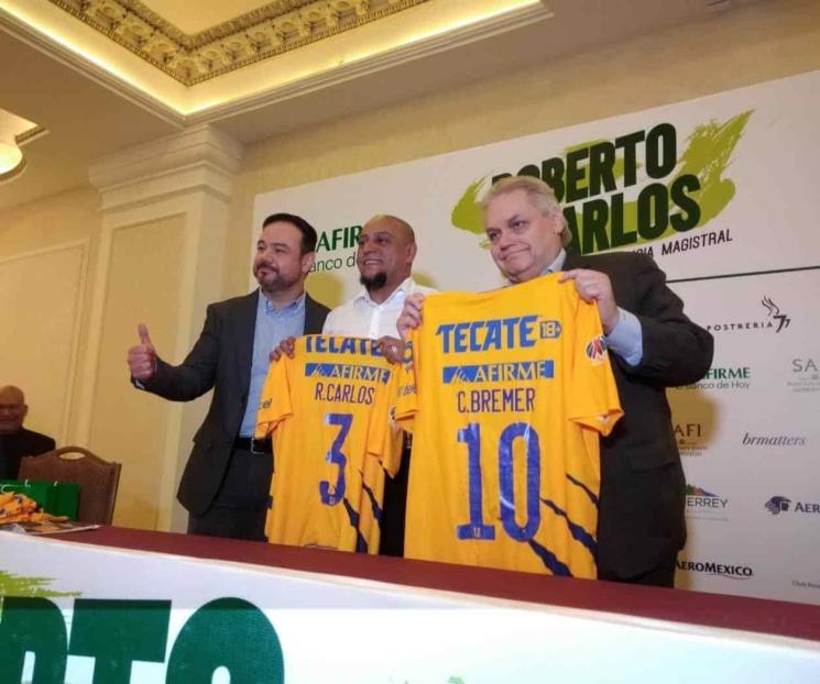 Roberto Carlos se viste de Tigre