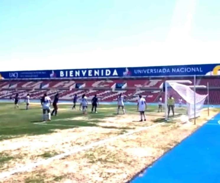Logra UANL plata en futbol femenil en Universiada Logra UANL plata en futbol femenil en Universiada