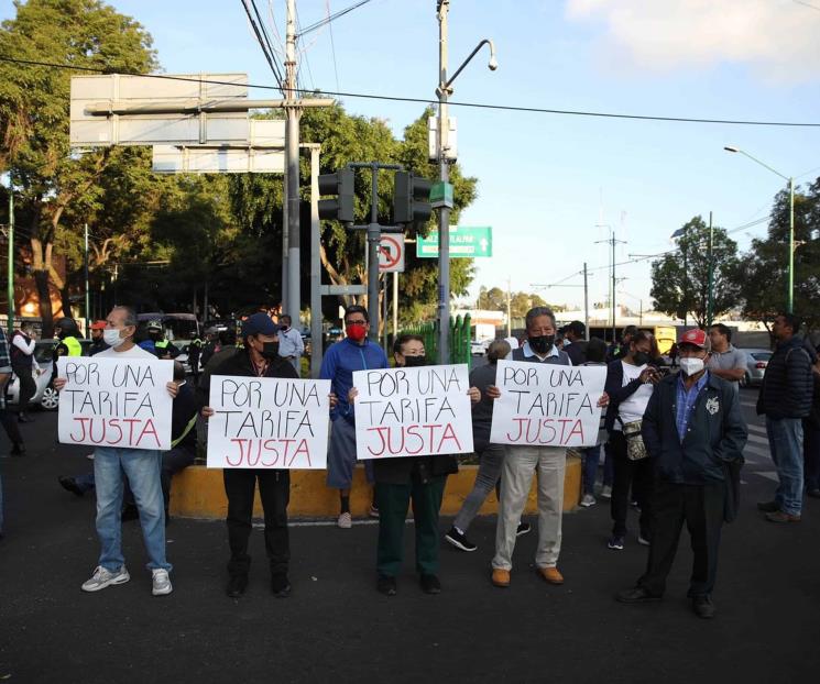 Transportistas descartan bloquear accesos al AICM