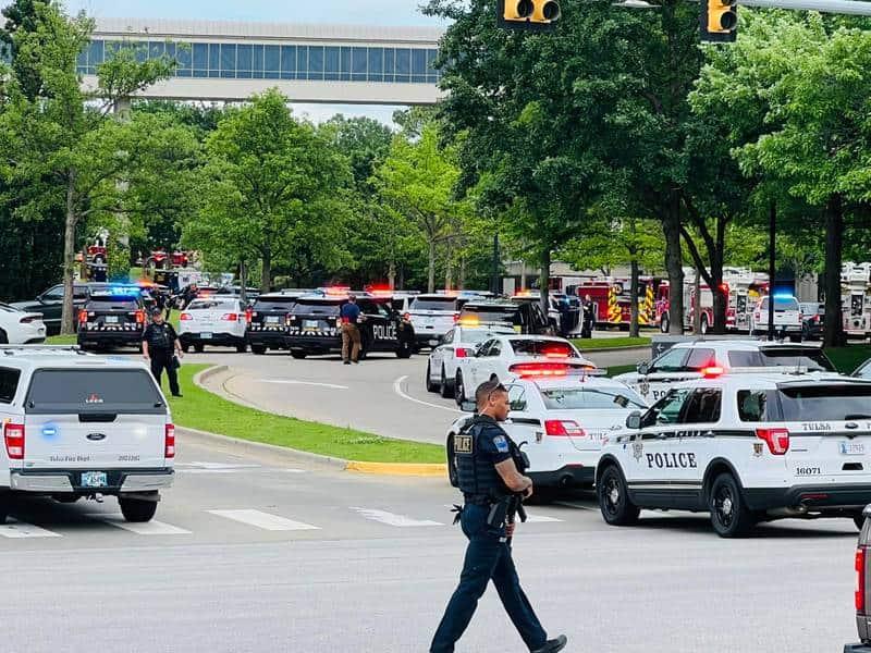 Atacante de hospital en EU compró arma hora antes de tiroteo