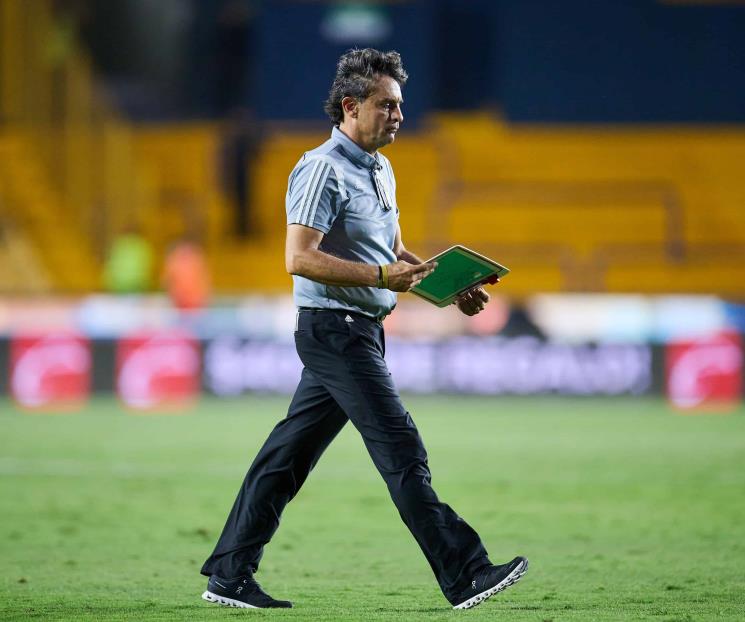 Medina, fuera de Tigres Femenil