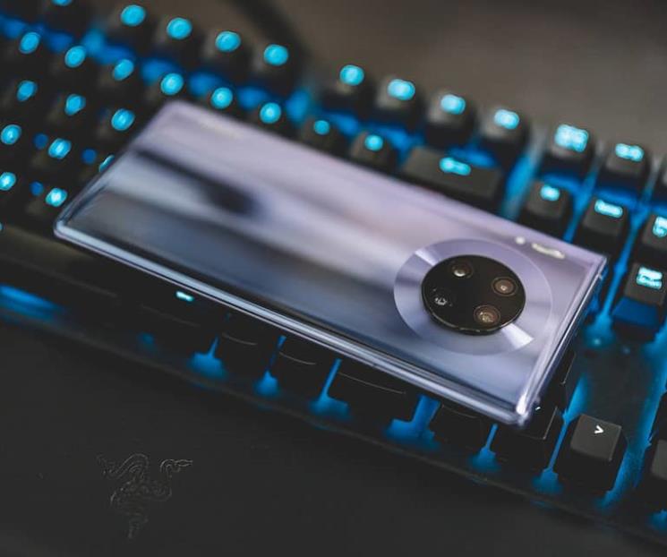 Huawei dice que por error del software rebajó precios