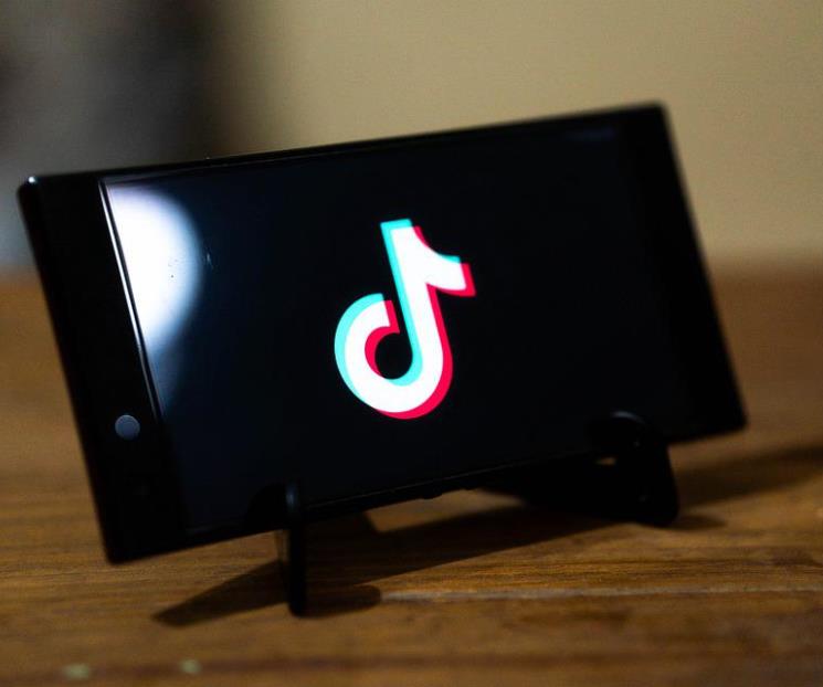 TikTok: maestra está lista para proteger a sus alumnos