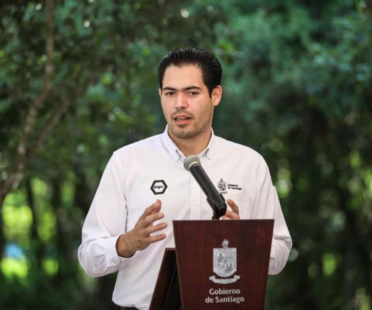 Anuncia David de la Peña instalación de tinacos en Santiago