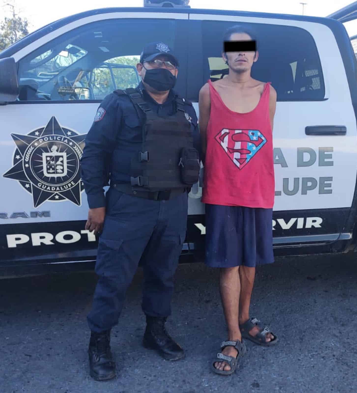Arrestado tras asaltar a una mujer en la Colonia Lomas de la Silla