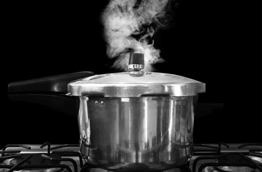 Ahorra gas cocinando estos alimentos en la olla express