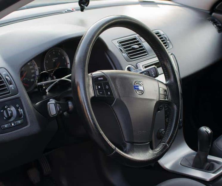 Producción automotriz crece en mayo, pero sigue estancada
