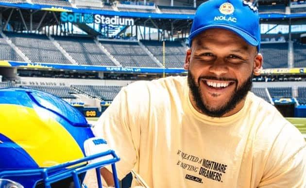 Se convierte Aaron Donald, en el defensivo mejor pagado