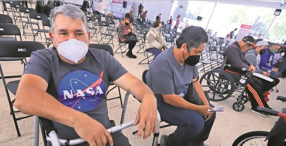 Poco o mucho esto nos ayuda a los invisibles