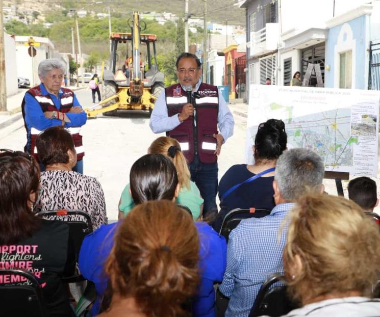 Siguen recarpeteando calles en Escobedo