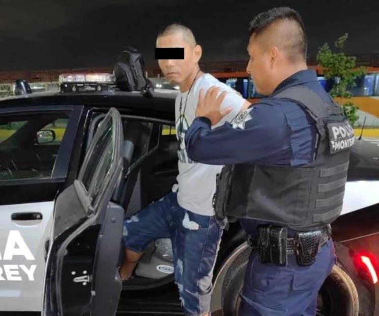 Detienen a hombre por asaltar a familia