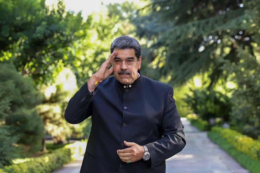 Díaz-Canel y Maduro hablan en la Cumbre de los Pueblos