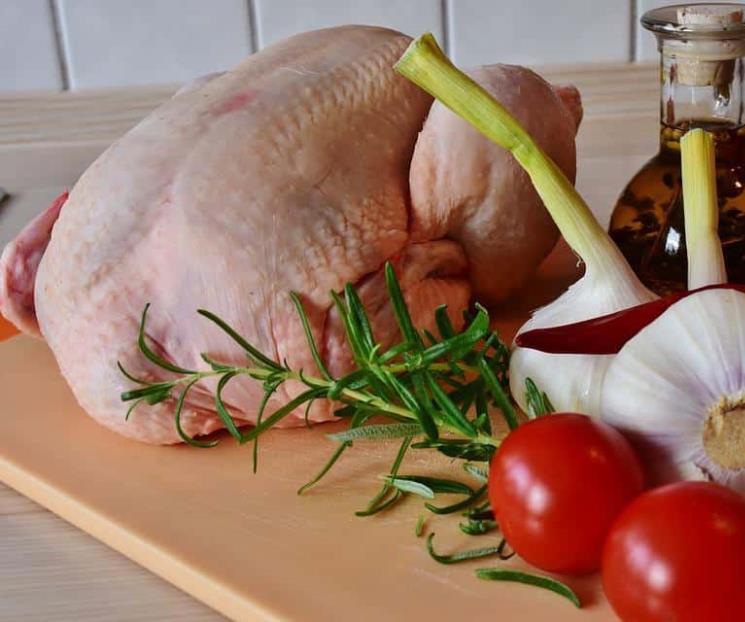 Conoce qué alimentos no debes lavar para evitar intoxicación