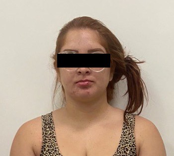 Elementos de la policía preventiva de Santiago, lograron la detención de una pareja sudamericana, que se dedicaba a clonar tarjetas en cajero automáticos