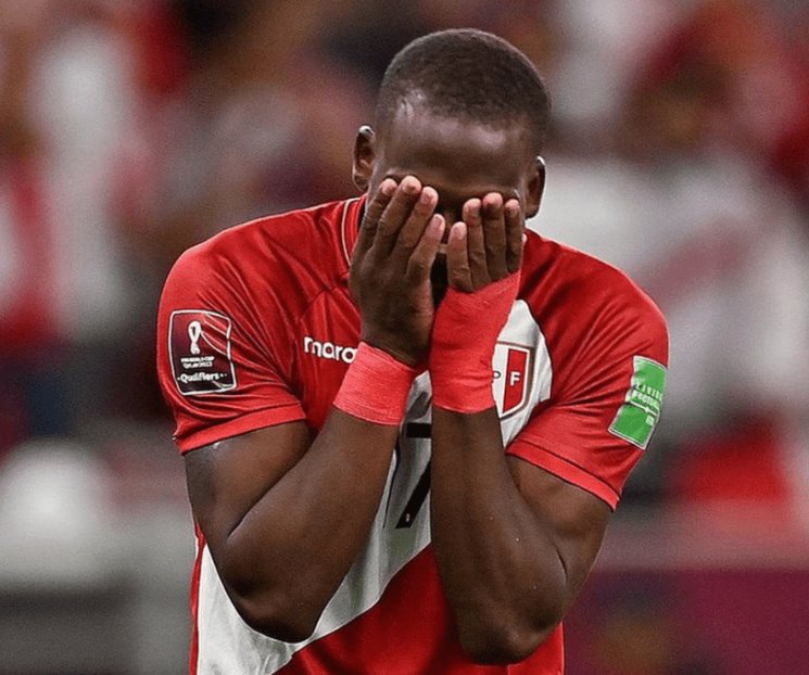 Luis Advíncula renuncia tras perder repechaje para Qatar 202