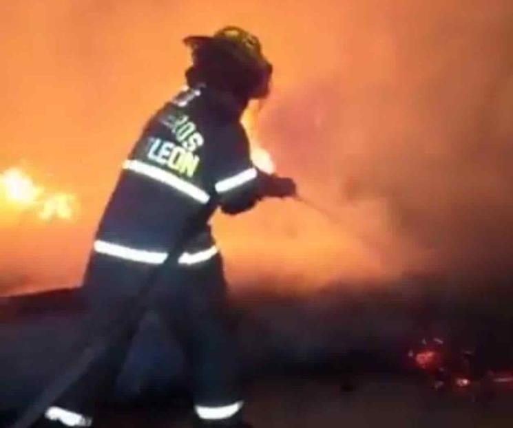 Se incendia vivienda en Apodaca