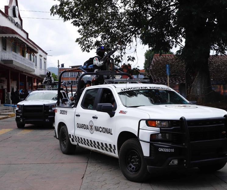 Operativo deja 12 personas detenidas en Michoacán Operativo deja 12 personas detenidas en Michoacán