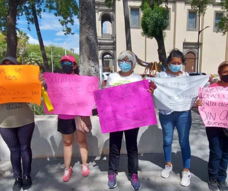Protestan por falta de agua, ofrecen regularizarla