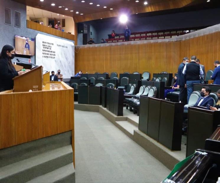 Convoca Congreso a período extraordinario: van por UIFE