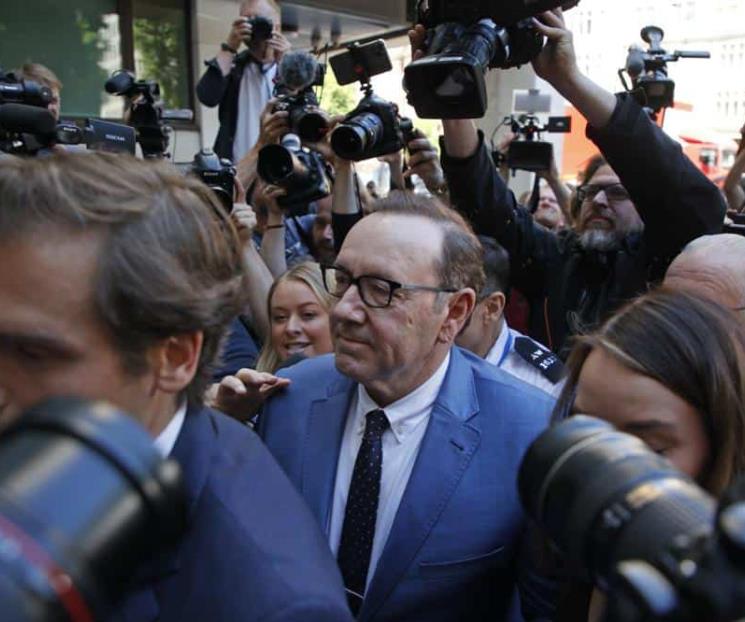 Kevin Spacey niega acusaciones de abuso sexual